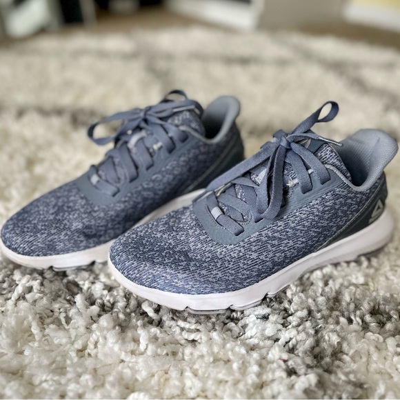 Womens Reebok Sneakers - Picture 2 of 5